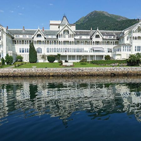 Balestrand Fjordapartments Holmen 19A Luaran gambar