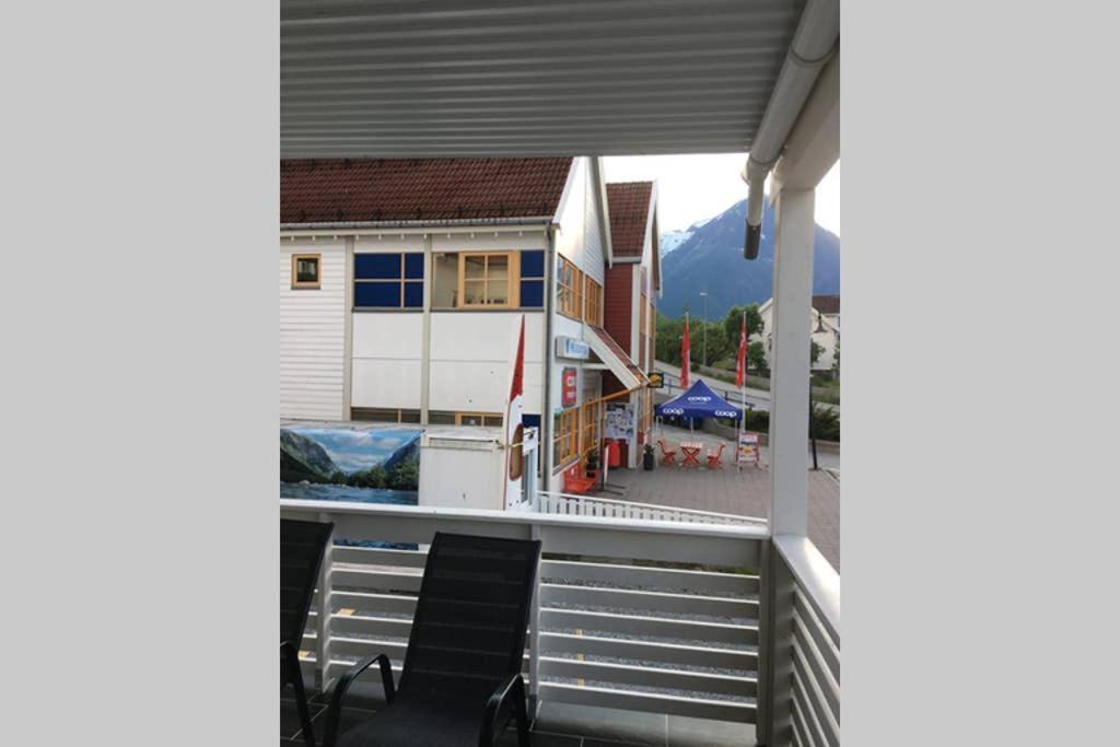 Balestrand Fjordapartments Holmen 19A Luaran gambar
