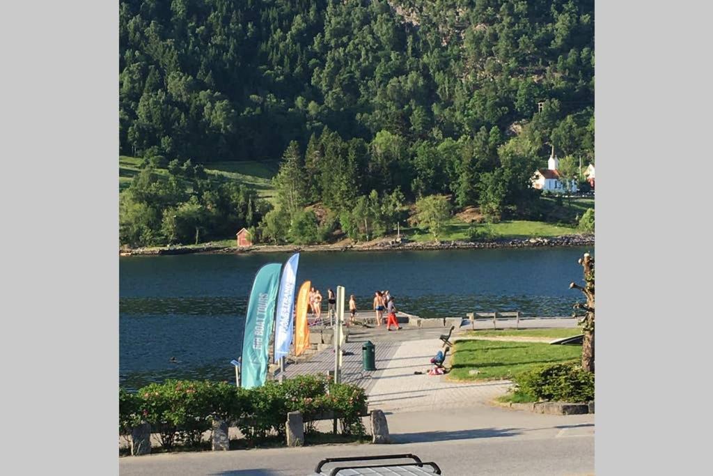 Balestrand Fjordapartments Holmen 19A Luaran gambar