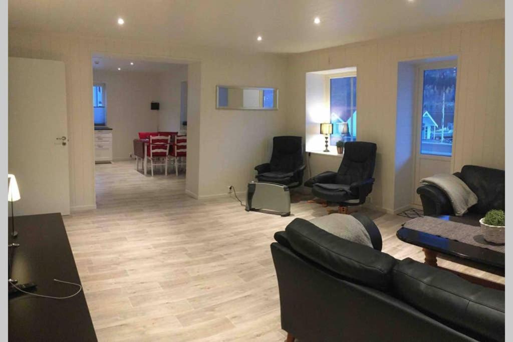 Balestrand Fjordapartments Holmen 19A Luaran gambar