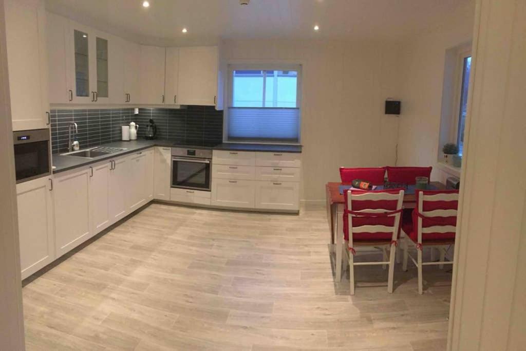 Balestrand Fjordapartments Holmen 19A Luaran gambar