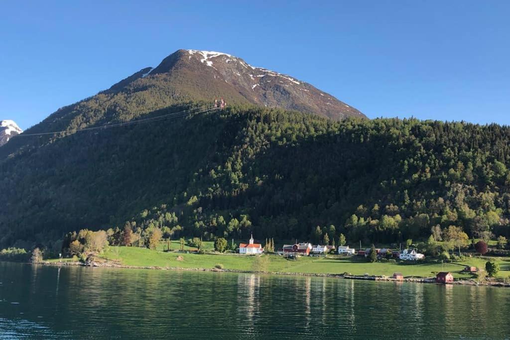 Balestrand Fjordapartments Holmen 19A Luaran gambar