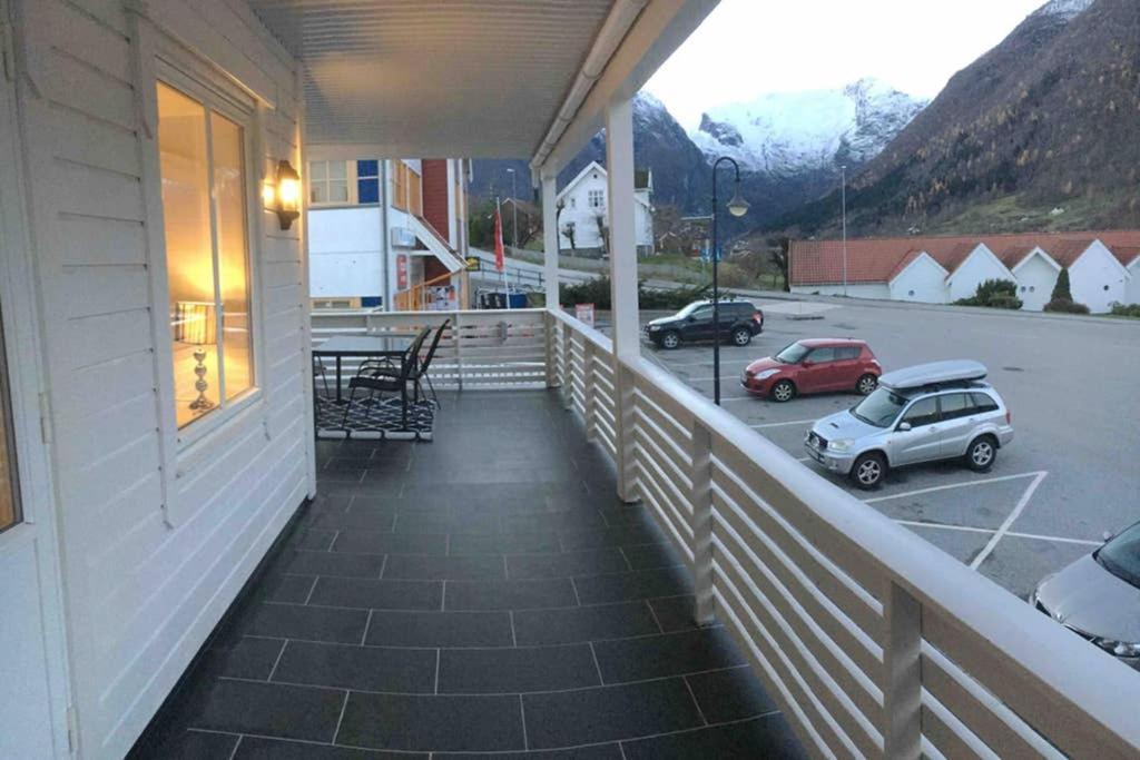 Balestrand Fjordapartments Holmen 19A Luaran gambar